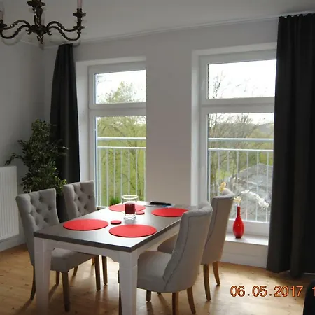 Ruhige In Der Koenigswohnung *