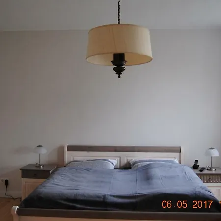 Ruhige In Der Koenigswohnung *